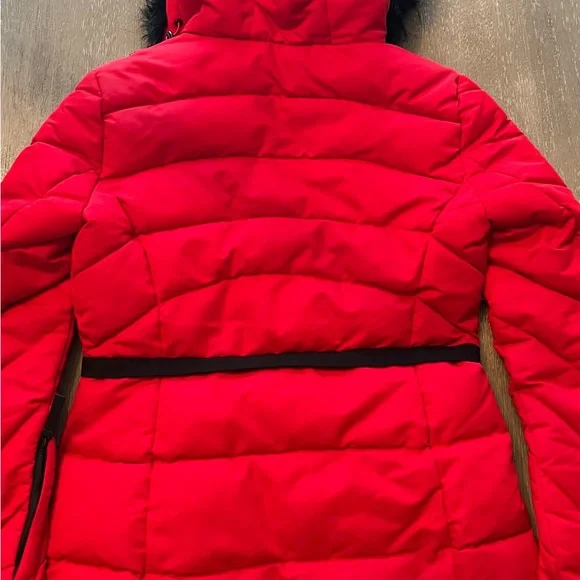 GUESS Quilted Red Jacket with Black Details - Picture 6 of 11